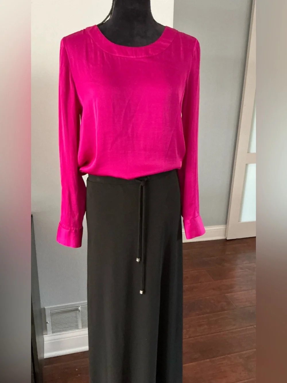 ELEGANT Michael Kors MIDI skirt 🌹